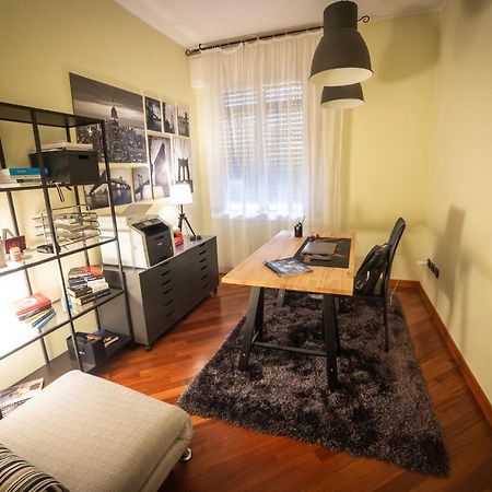 Cinematic Modern Flat, 100 Mt Da Ospedale Daire Ravenna Dış mekan fotoğraf